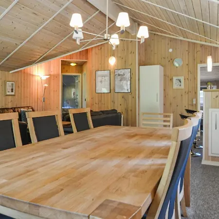 Stunning In W/ Sauna And 4 Bedrooms